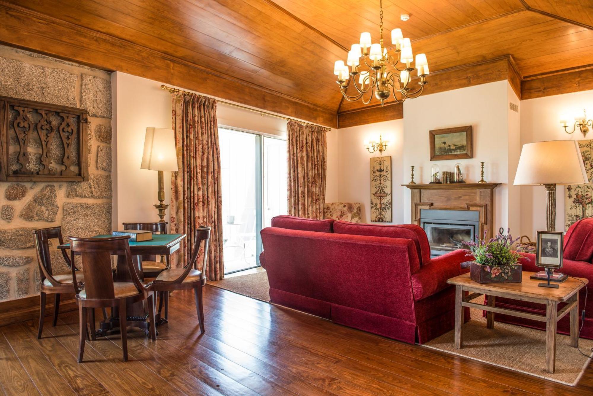 Casas Do Lupo Hotel Nelas Ngoại thất bức ảnh